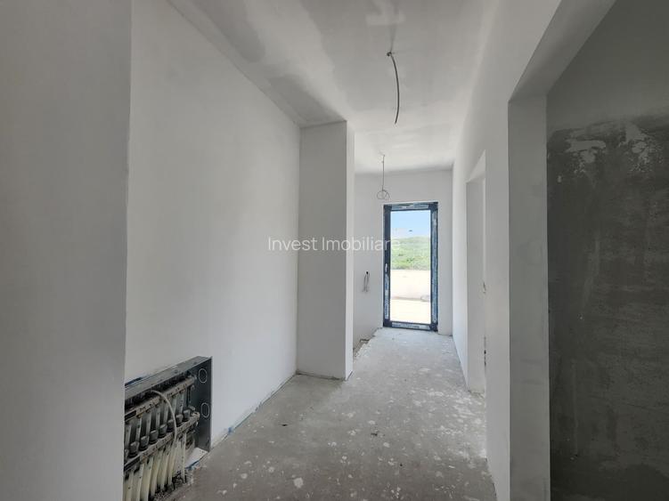 Casa individuala , 4 camere, 3 bai, garaj 26 mp , terasa 40 mp, VALEA ADANCA - 18
