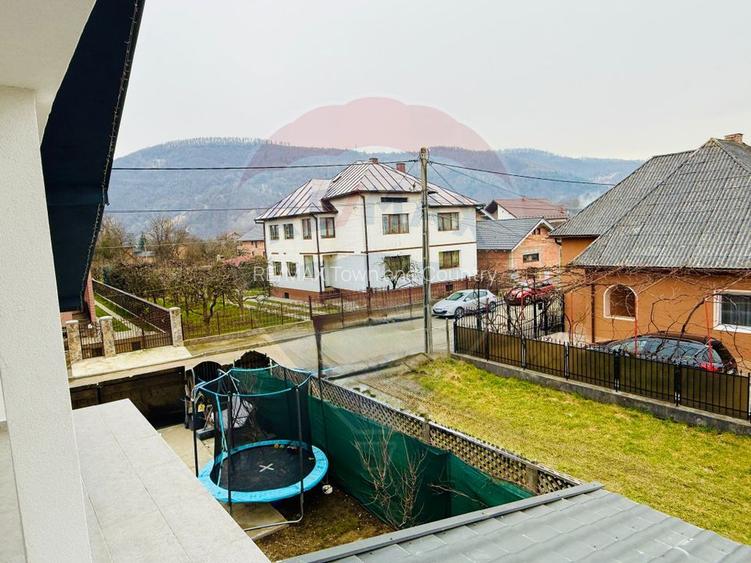 Casă cu 6 camere,  pe strada Balc Vodă - 10