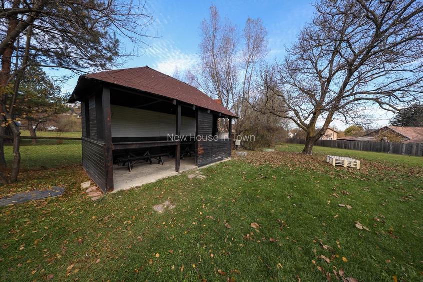 Vilă spațioasă de vânzare în Predeluț, Bran | 2000mp - 46