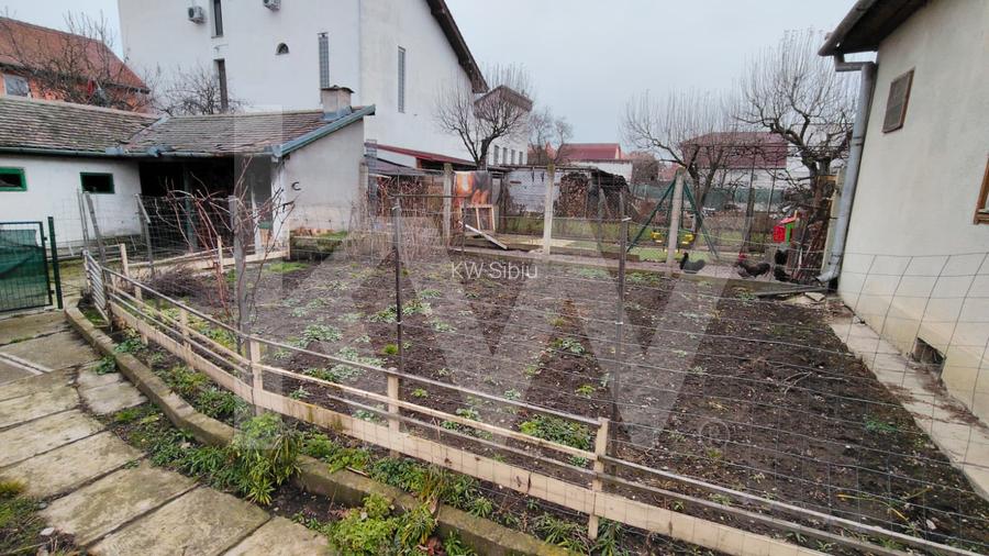 2 Case de vanzare și pivniță, str. Teilor – Sibiu - 17