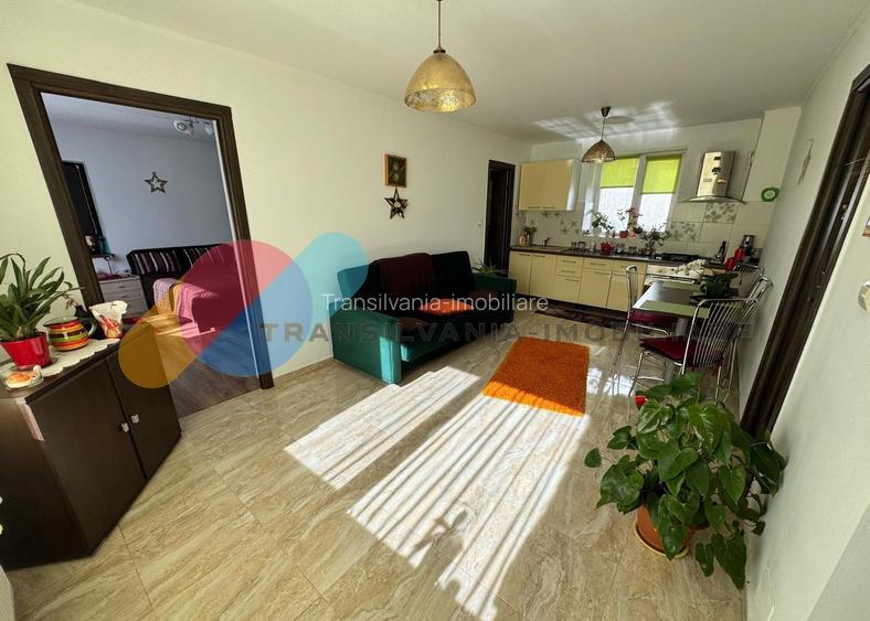 Casă de vânzare, 70 mp utili, teren 630 mp-Apahida - 2