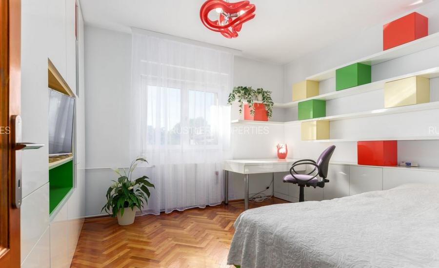 Vila eleganta langa Parcul Circului, 9 camere si 300 mp curte  - 13