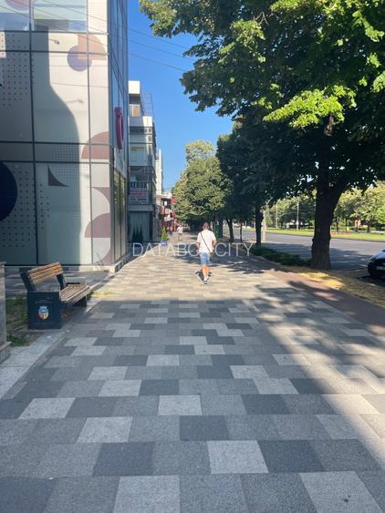 Proprietar, inchiriez spatiu comercial situat pe artera principala din Galati - 10