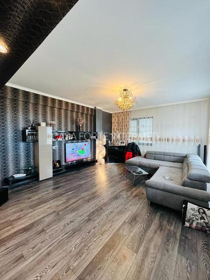 VILĂ TIP DUPLEX – PALAZU MARE VEDERE LA LAC 231000 € - 18