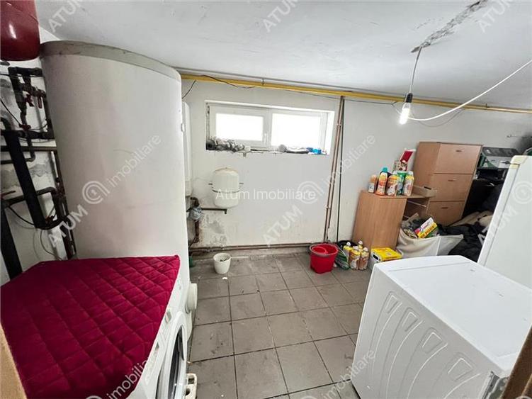 Casa individuala 8 camere 2 garaje 500 mp teren zona Selimbar - 36