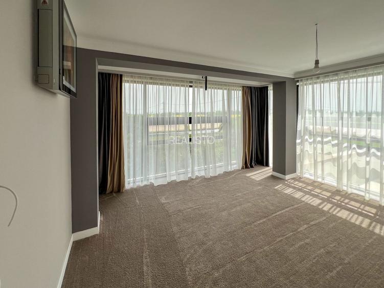 Ready to move  |  Vila premium cu piscina și jacuzzi încălzite - 42