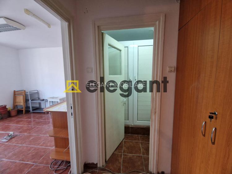Pretabil birouri! 2 camere, 50 mp, etaj 1, Calea Bucuresti-Stomatologie  - 7