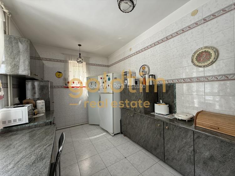 CASA IN ZONA LINISTITA/MOBILATA/UTILATA/TEREN IMPRESIONANT 5000MP/CORNU/PRAHOVA - 18