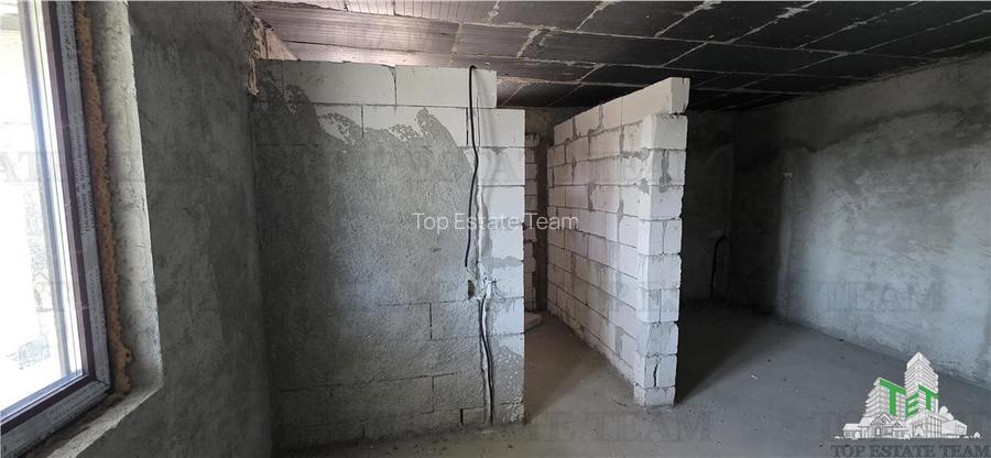 Domnesti - Oportunitate investitie/ Teren 1.643 mp + casa la gri 476mp/  pozitie - 21