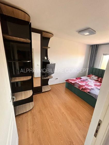 Apartament 3 Camere Semidecomandat - INEL II - 13