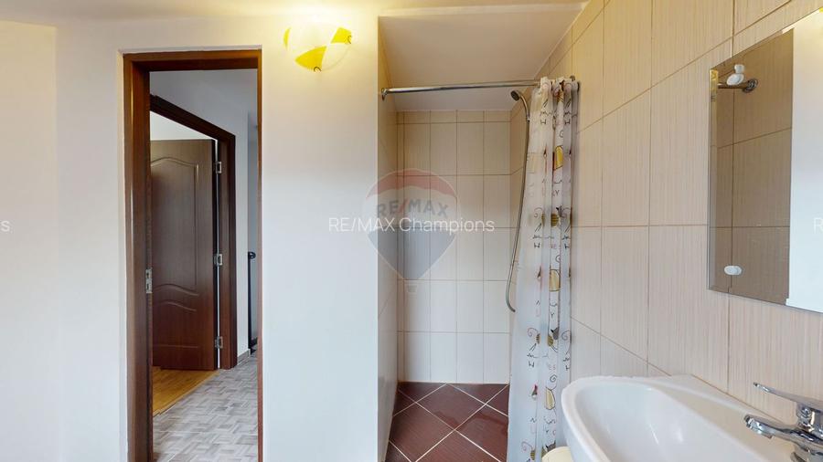 Casă de vacanță/Pensiune | Bran | 728 mp curte - 19