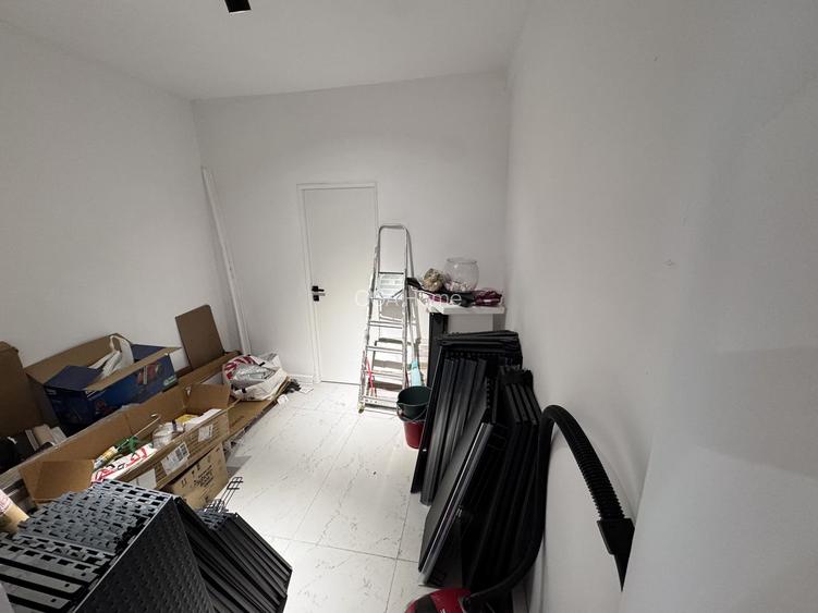 Spatiu comercial Bd. Pipera, Parter, 250 mp parter + etaj,  la strada - 17