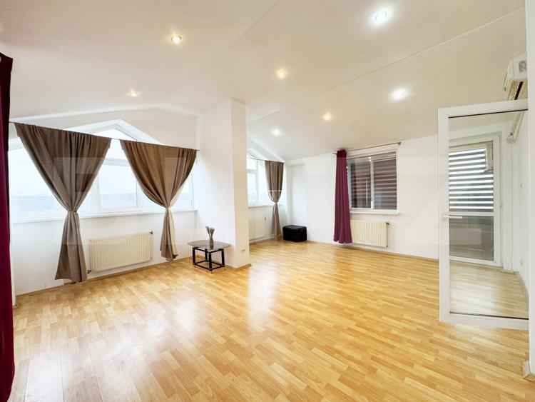 Apartament pe 3 etaje, 150 mp, terasa 40 mp, panorama, zona CUG - 2