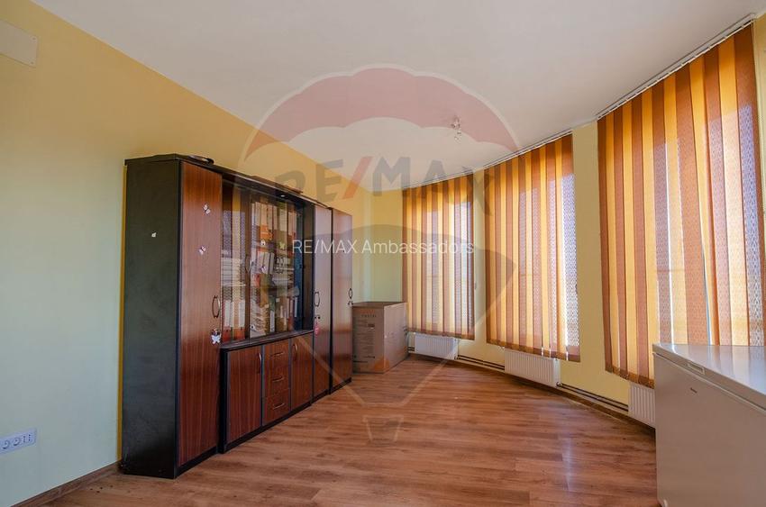 Casa + teren + hala de vanzare in Beregsau – 0% Comision - 8