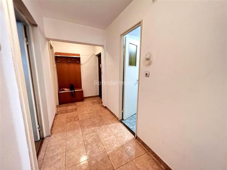 Inchiriere apartament 2 camere etaju 1 Rahova - Margeanului - 11