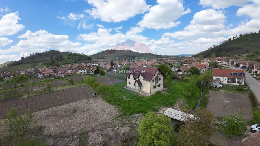 Casă nouă în Moșna – priveliște superbă spre biserica fortificată - 2