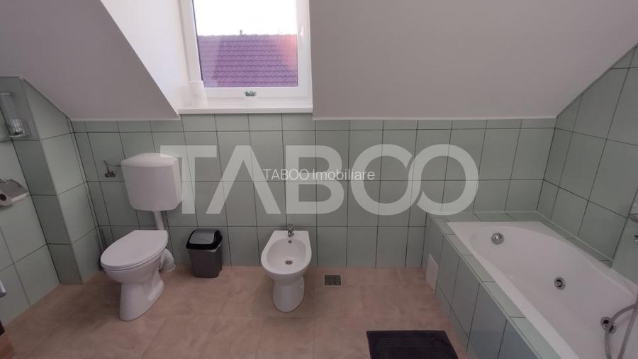 Casa de inchiriat cu 4 nivele avand etajele in regim hotelier Strand - 24