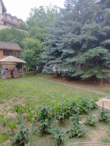 Vand casa in zona centrala DS+P cu 5 cam. - 2