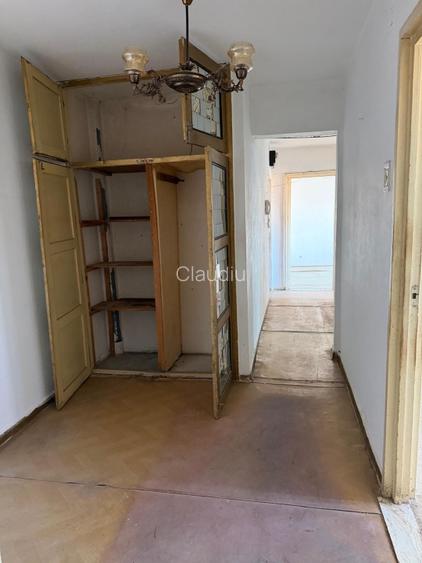 Proprietar -Apartament 3 camere decomandat  Zona Vlaicu , central - 6