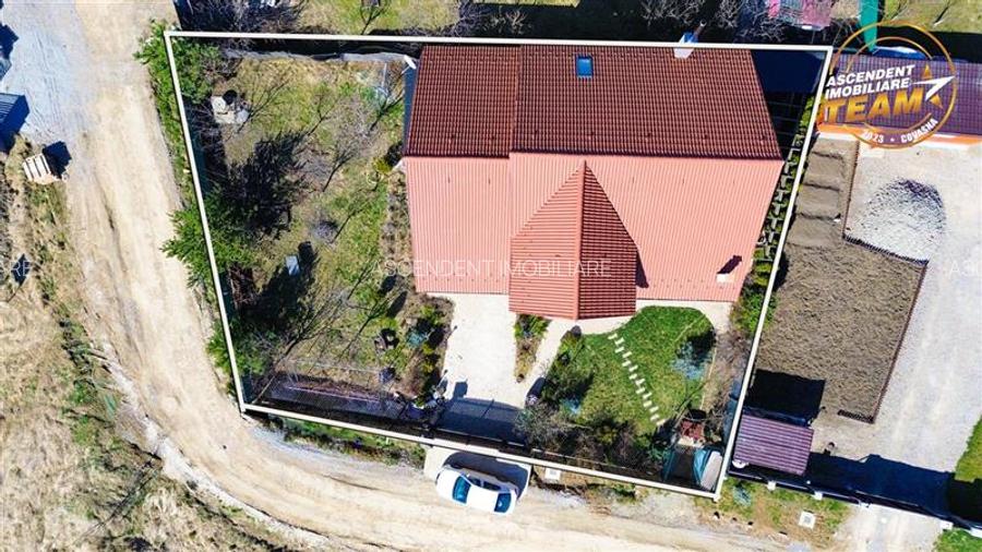 Casa primitoare si apreciabila, areal cu liniste, gradina frumoasa, Sancraiu, Co - 19