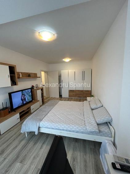 Proprietar Vand apartament cu o camera mobilat si utilat zona Buziasului AEM Str - 4