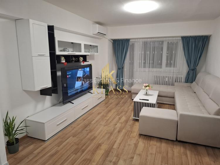 de inchiriat apartament decomandat cu 3 camere  in zona P-ta Victoriei - 2