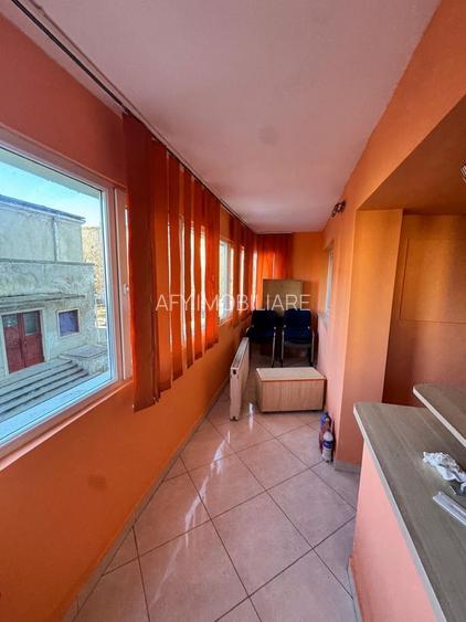 Inchiriez apartament nemobilat 4 camere Pantelimon - 6