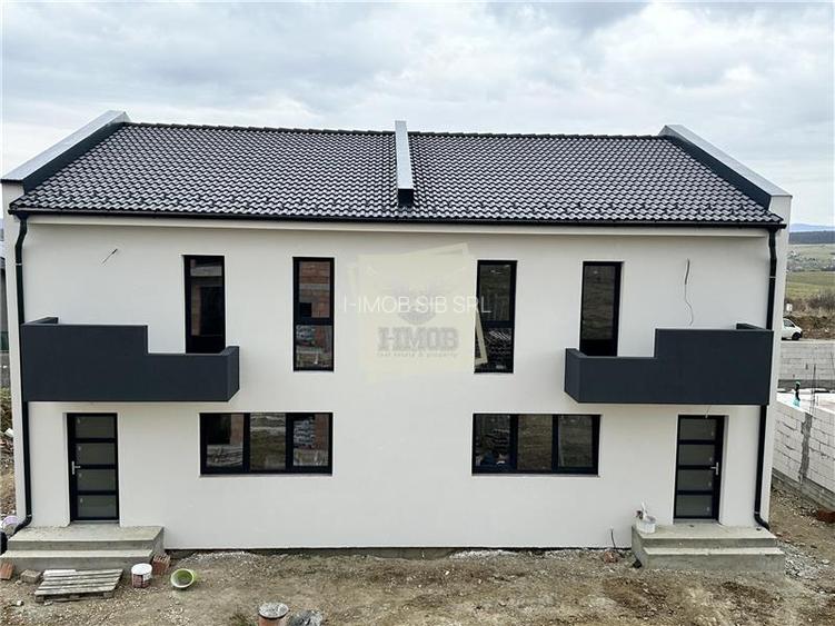 Casa tip duplex cu 4 camere 2 bai si 300 mp teren in zona Calea Cisnadiei - 2