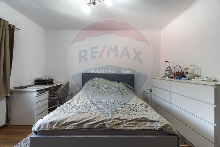 CASA COMPUSA DIN 2 APARTAMENTE, SCHEII BRASOVULUI| COMISION 0 - 11