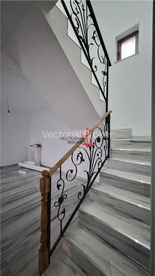 Casa moderna cu 4 camere, finisaje premium, curte amenajata 370 mp , Strada Glor - 8