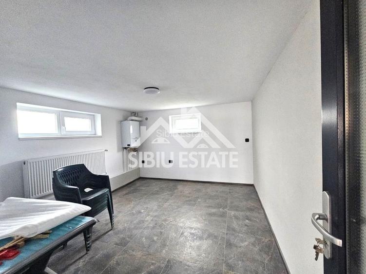 Casa cu garaj si pivnita, NOU - 18