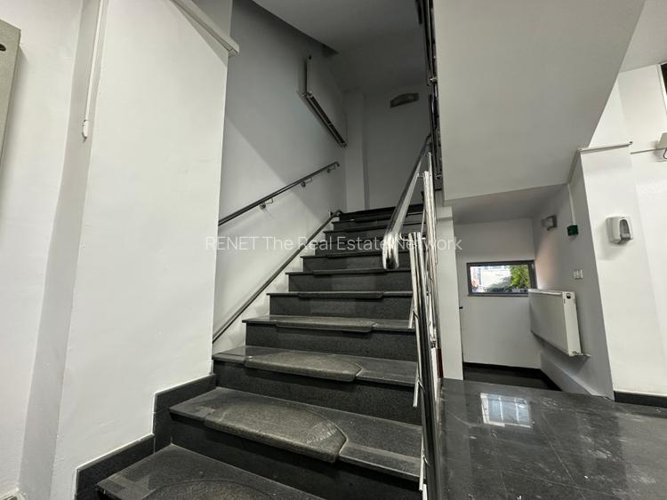 Vă propunem spre vânzare o clădire de birouri situată în zona Cotroceni - 8