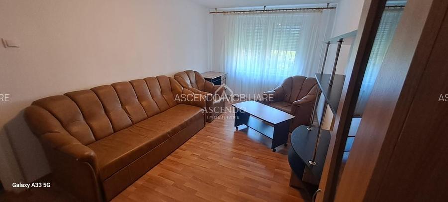 Apartament 3 Camere de Închiriat Gorjului Sector 6 | Parcare | 650 EUR - 2