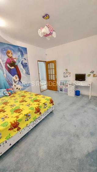 vila 7camere/(348util,500teren,119ampr.)mp/5min.metrouAp.Patriei - 17