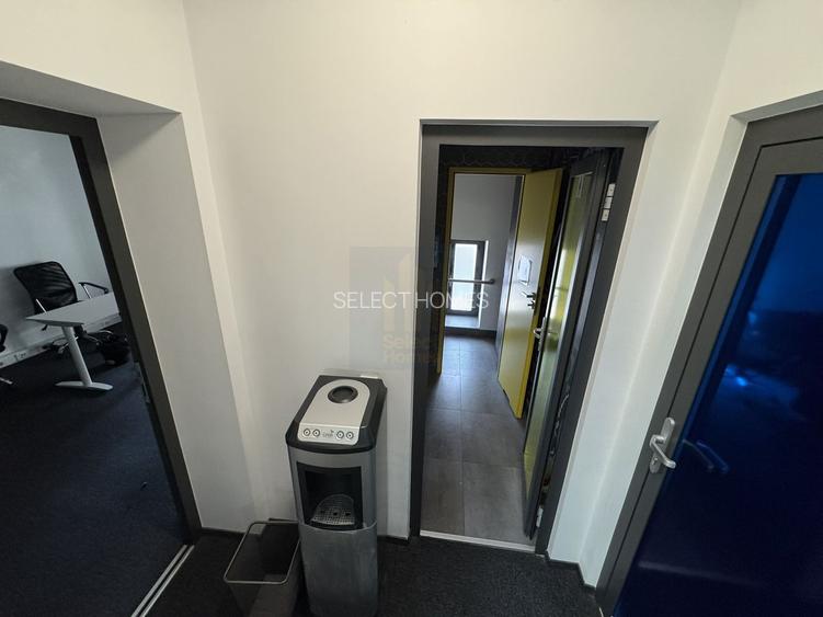 Cladire de birouri consolidata si renovata de inchiriat in *Centrul Vechi* - 38