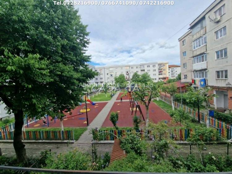 Apartament 3 camere ,situat in Rovinari, Aleea Zorilor - 17