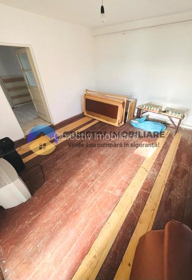 Casa + teren de vânzare –  zona CIRITEI - 8
