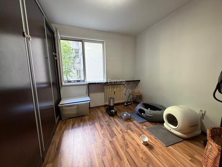 Titan 3 Camere Bloc 1978 Reabilitat 1 Min IOR 6 Min Metrou 1 Min Scoala Hamburg - 9