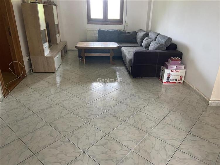 Apartament 4 camere  in Focsani , 98 mp , zona ultracentrala  - Teatrul Municipa - 2