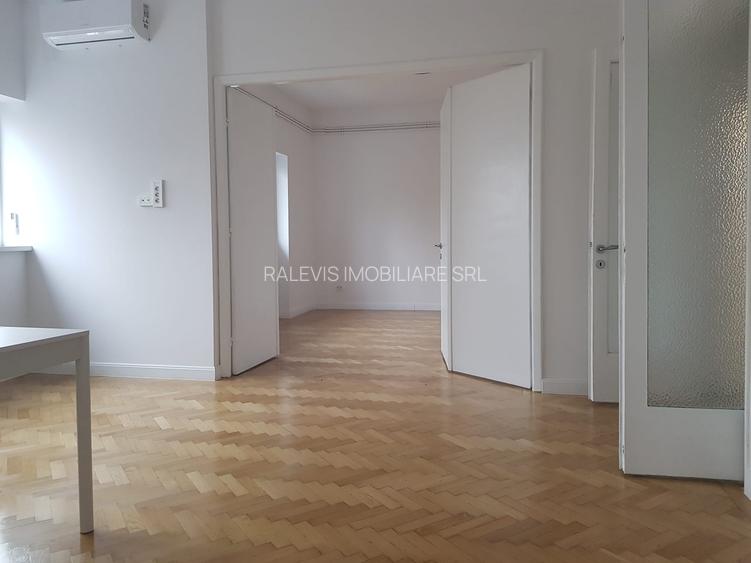 Apartament 3 camere, 2 bai, pretabil birou, ultracentral, 825 euro - 4