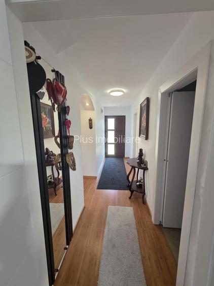 Casa  moderna mobilata cu beci 165mp +3000mp teren Cotnari - 30