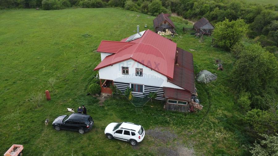 Proprietate OFF-GRID 5,76 Ha. Casa tradiționala lemn. Limită Cluj - 3