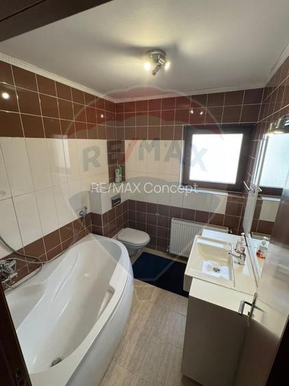 Apartament cu 5 camere de închiriat în Bună Ziua - 6