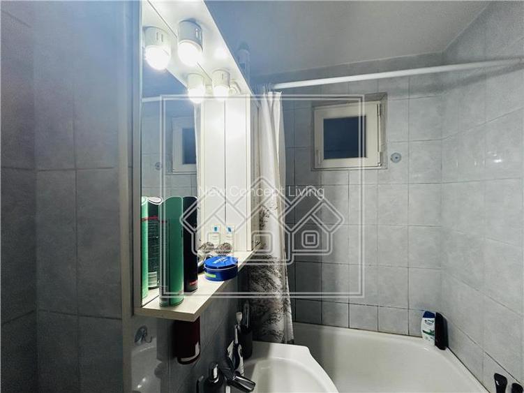 Apartament de vanzare in Sibiu - 3 camere, balcon si pivnita - - 7