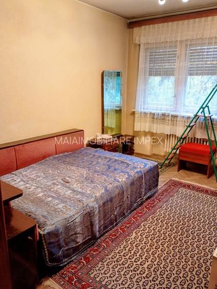 Apartament de 3 camere in zona Aviatorilor mai precis pe str Mircea Zorilean - 10