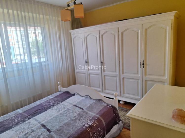 De inchiriat Apartament 3 camere, zona Centru. - 5