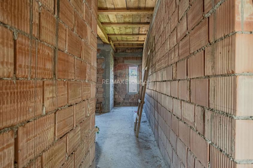 VILĂ DE POVESTE | 300mp utili | în inima naturii | OPORTUNITATE - 36
