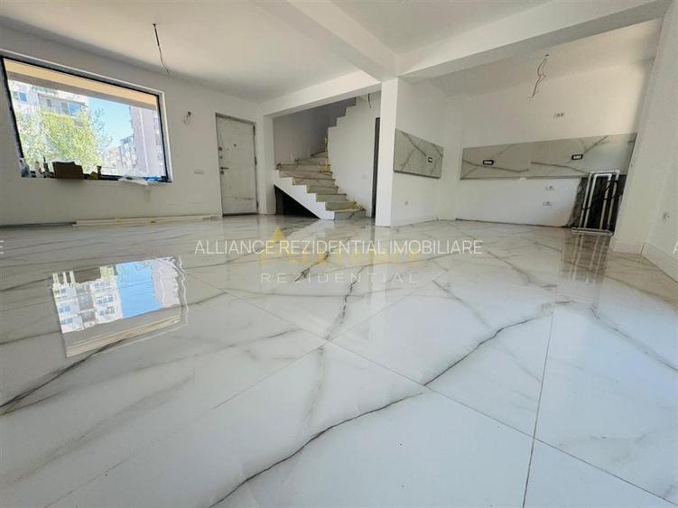 Vila de vanzare || 4 camere || curte mare || aproape Grand Arena - 8