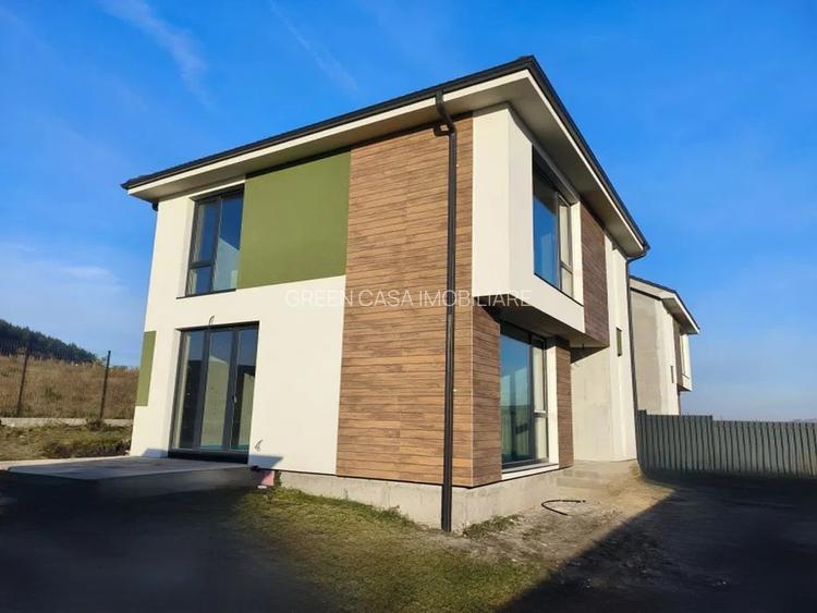 Casa modernă, construcție nouă Chinteni, Garaj - 2