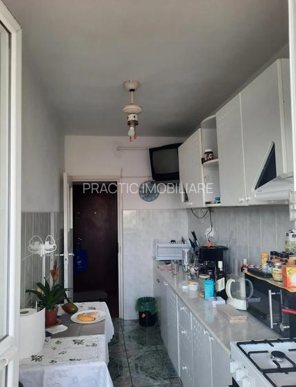 Apartament 2 camere, 48 mp, renovat și mobilat – Zona Tiglina 1 - 3